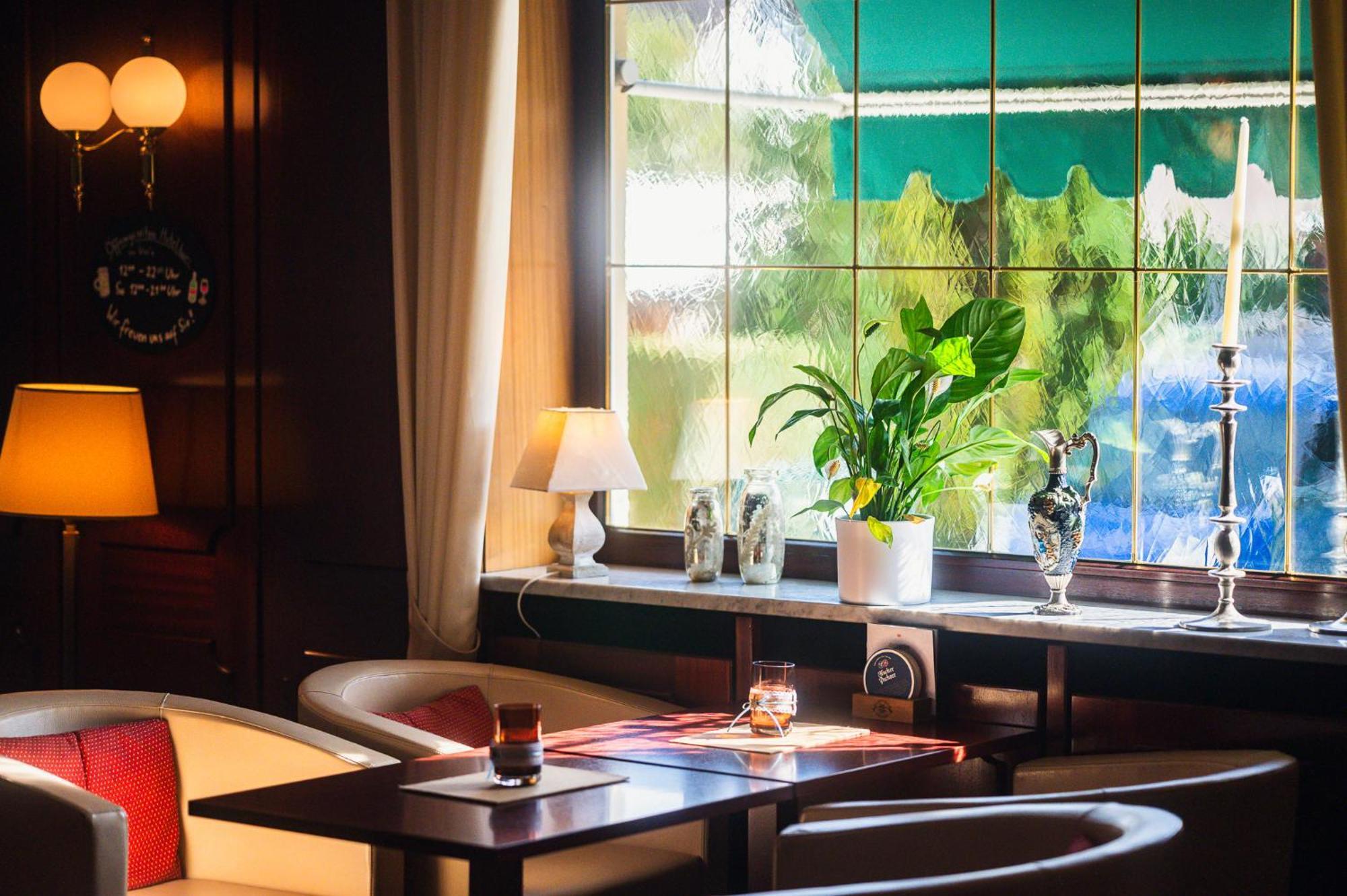 Hotel Am Schlosspark Zum Kurfuerst Oberschleißheim Εξωτερικό φωτογραφία