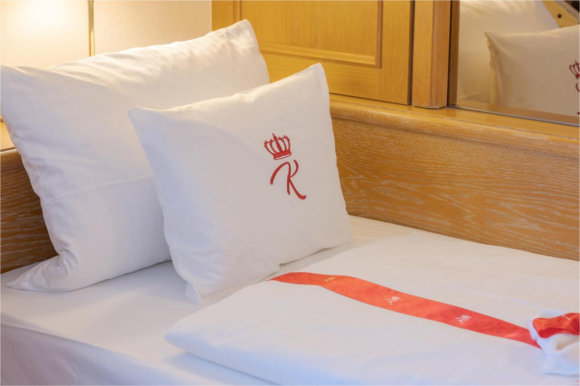 Hotel Am Schlosspark Zum Kurfuerst Oberschleißheim Εξωτερικό φωτογραφία