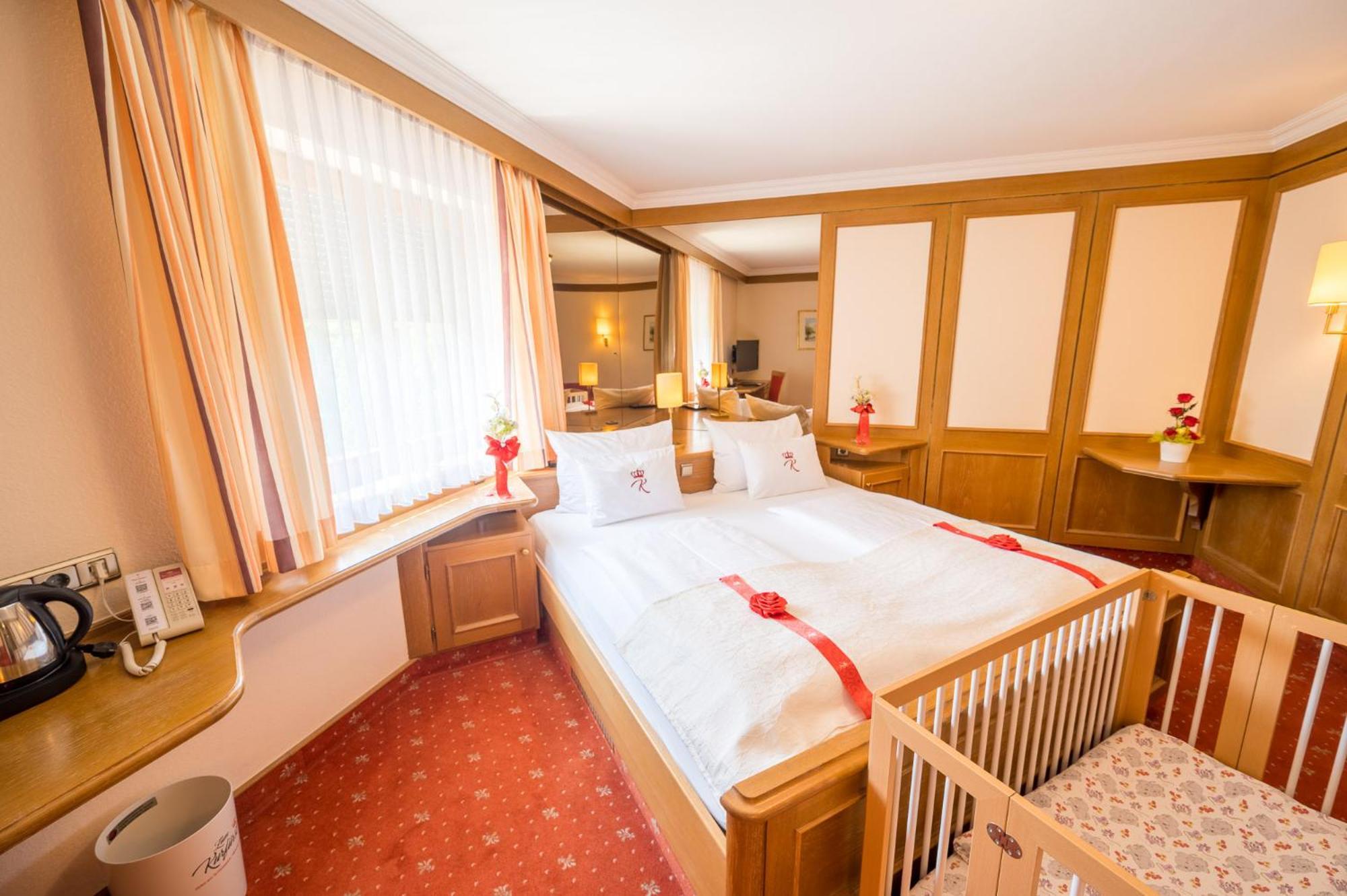 Hotel Am Schlosspark Zum Kurfuerst Oberschleißheim Εξωτερικό φωτογραφία