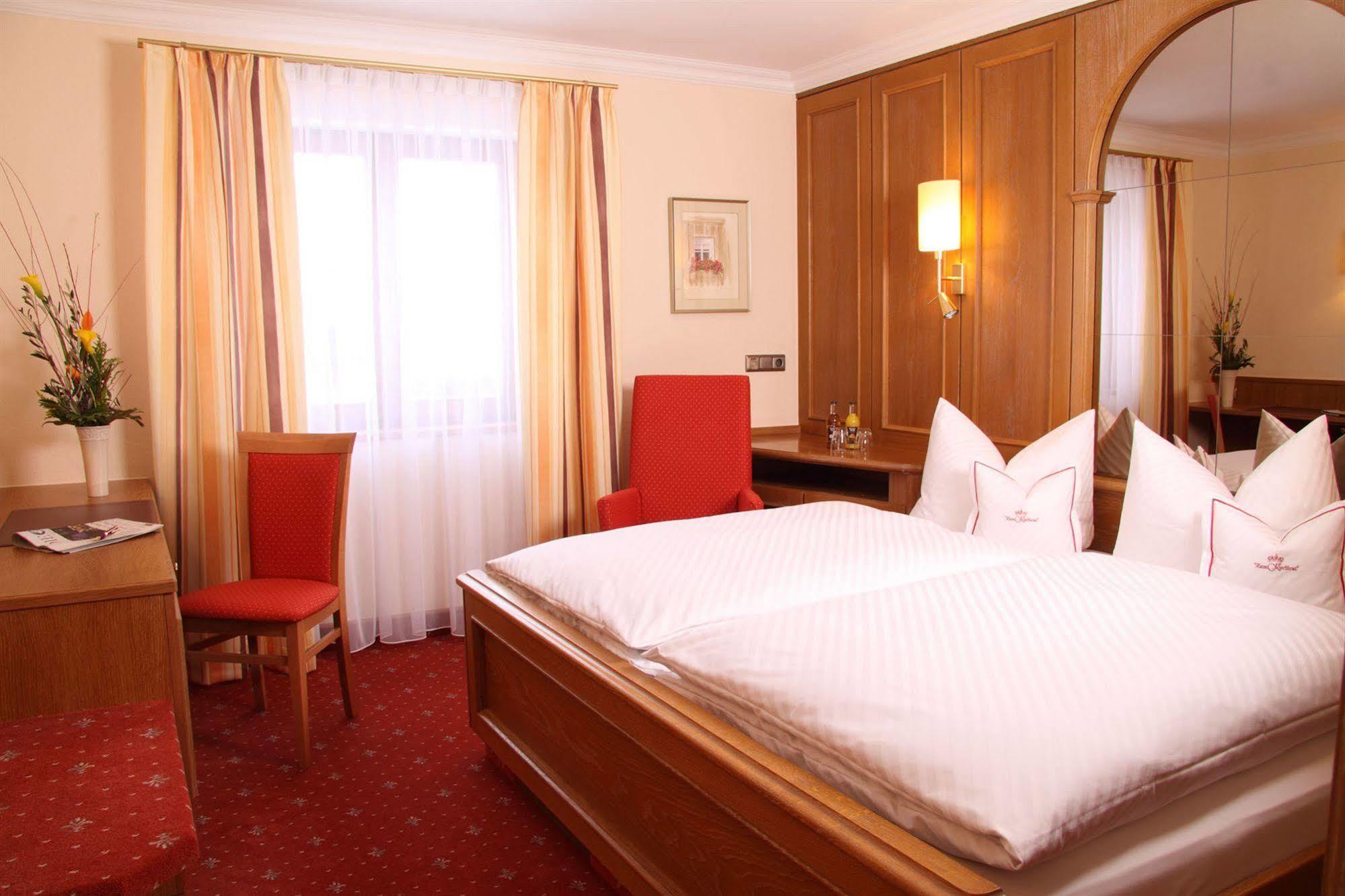 Hotel Am Schlosspark Zum Kurfuerst Oberschleißheim Δωμάτιο φωτογραφία